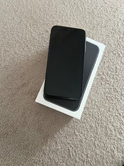 Apple iPhone 11 64gb Black - 2