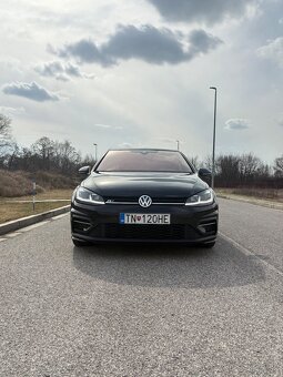 VW Golf 1,5 tsi R-line, automat, virtual, webasto, dynaudio - 2