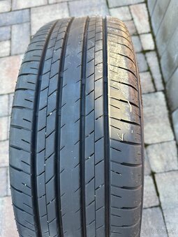 Predám letné pneumatiky BRIDGESTONE 225/60R18 - 2