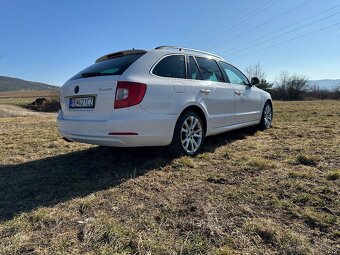 Škoda superb Combi  DSG - 2