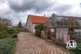 NA PREDAJ I 4-izbový rodinný dom s pozemkom 2.536 m2, Bánov - 2