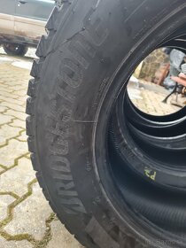 Bridgestone blizzak 265/60r18 - 2