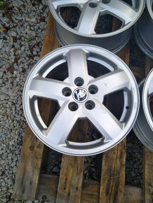 Alu 5 x 100 R 15 originál ŠKODA. - 2