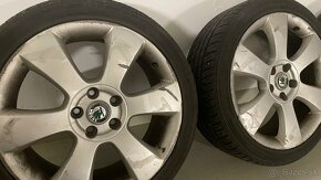 Predám R18 5x112 zimné 225/40 - 2