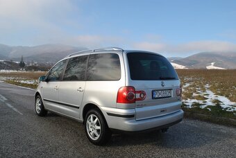 Volkswagen Sharan Business 1,9 TDI 85kW,webasto,7miest,tažné - 2