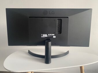 LG 29WK500 - 2