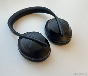 Bose Noise Cancelling Headphones 700 - 2