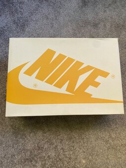 Air Jordan 1 Retro High OG yellow - 2