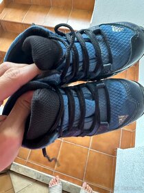 Adidas terrex 27 - 2