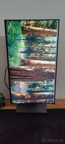 Dell Ultrasharp 24 monitor - 2