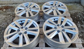 ORIGINÁL MITSUBISHI HLINÍKOVÉ DISKY 5x114,3 R17 - 2