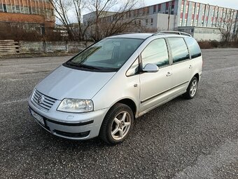 VW Sharan 2,0 TDI 103 kw - 2