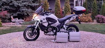 HONDA VFR 1200 Crosstourer X ABS ,Man srvisna knizka  nebura - 2