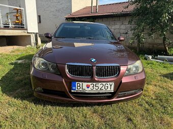 BMW 325xi E90 - 2