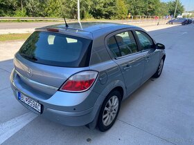 Opel Astra H, 1.7cdti 74 kW - 2