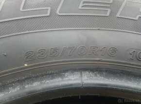 235/70R16 - 2