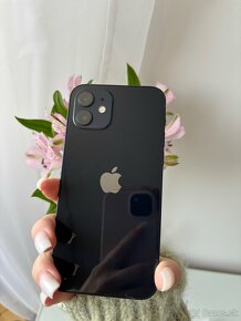 Apple iPhone 12 Black 64GB - 2