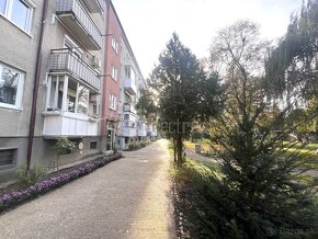 Na predaj 3-izbový byt, 72 m2 v tehlovej bytovke s krás… - 2