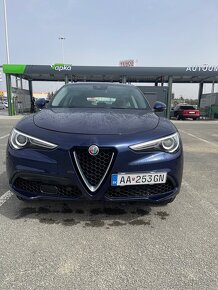 Alfa Romeo Stelvio - 2