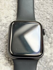 Apple Watch SE 2020 44 mm - 2