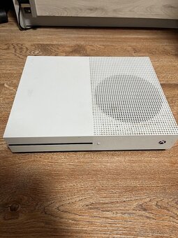 XBOX ONE S 1tb - 2