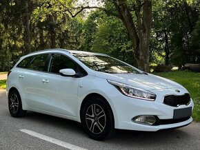 Kia Cee’d Sporty Wagon (Combi) 1.4 CVVT - 2