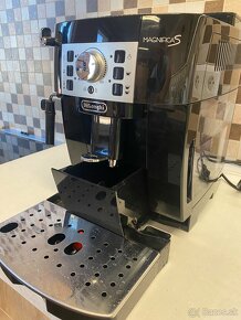 Kávovar Delonghi Magnifica S - 2