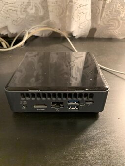 Predám Intel NUC i3-10110U - 2