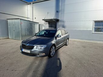 Škoda Superb 2 4x4 2.0Tdi 103kw Combi CFFB - 2