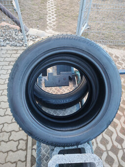 Bridgestone Blizzak LM001 zimné pneumatiky 205/55 R19 97H - 2