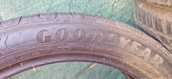 195/55 R20 Goodyear efficient grip performance - 2