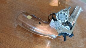 Flobert revolver ALFA 661 cal. 6mm - chrom, dřevo - NOVÝ - 2