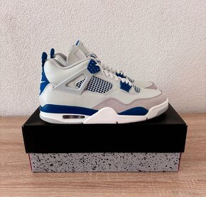 Air Jordan 4 Millitery Blue - 2