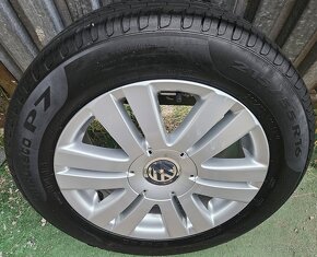 Originálna letná sada VW - 5x112 r16 + Pirelli 215/55 r16 - 2