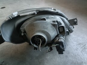 Predne svetla opel vivaro renault trafic 2001-2005 - 2