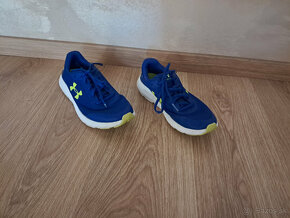 UNDER ARMOUR tenisky 38,5 - 2