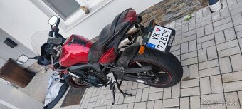 Yamaha Fazer FZ6 - 2