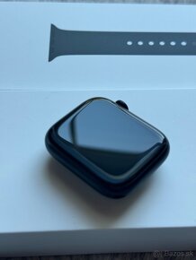 Predám Apple Watch 7.gen 45mm Midnight - 2