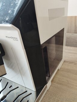 Kávovar Delonghi - 2