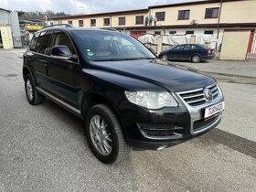 Volkswagen Touareg 3.0 V6 TDI manual - 2