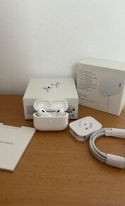 Apple Airpods Pro 2. generácie USB C - 2