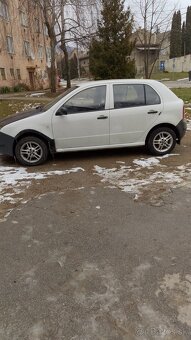 Skoda fabia 1.2HTP - 2