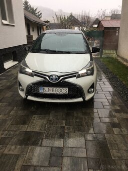 Toyota yaris 1.5 hybrid 2017 automat - 2