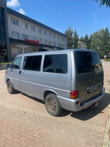 Predám Volkswagen Multivan T4, 2.5 TDI,65kw,  r. v. 1999 - 2