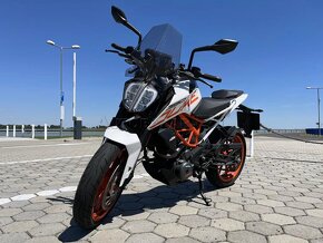 KTM DUKE 390 - 2