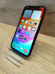 iPhone XR - čierny - super stav v záruke - 2