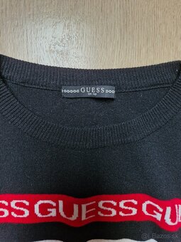 Guess cierno cerveny logovany sveter S - 2