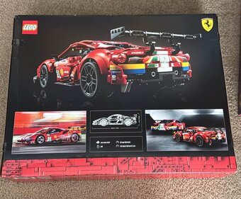 Lego Technic 42126 Ferrari - 2