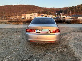 Honda Accord 2.2 cdti - 2