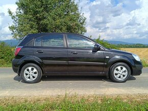 Kia RIO SPORTY,2008,1.4 benzín,s klímou,154tis.km - 2